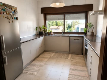 Moradia T4 para Venda em Frazão Arreigada
