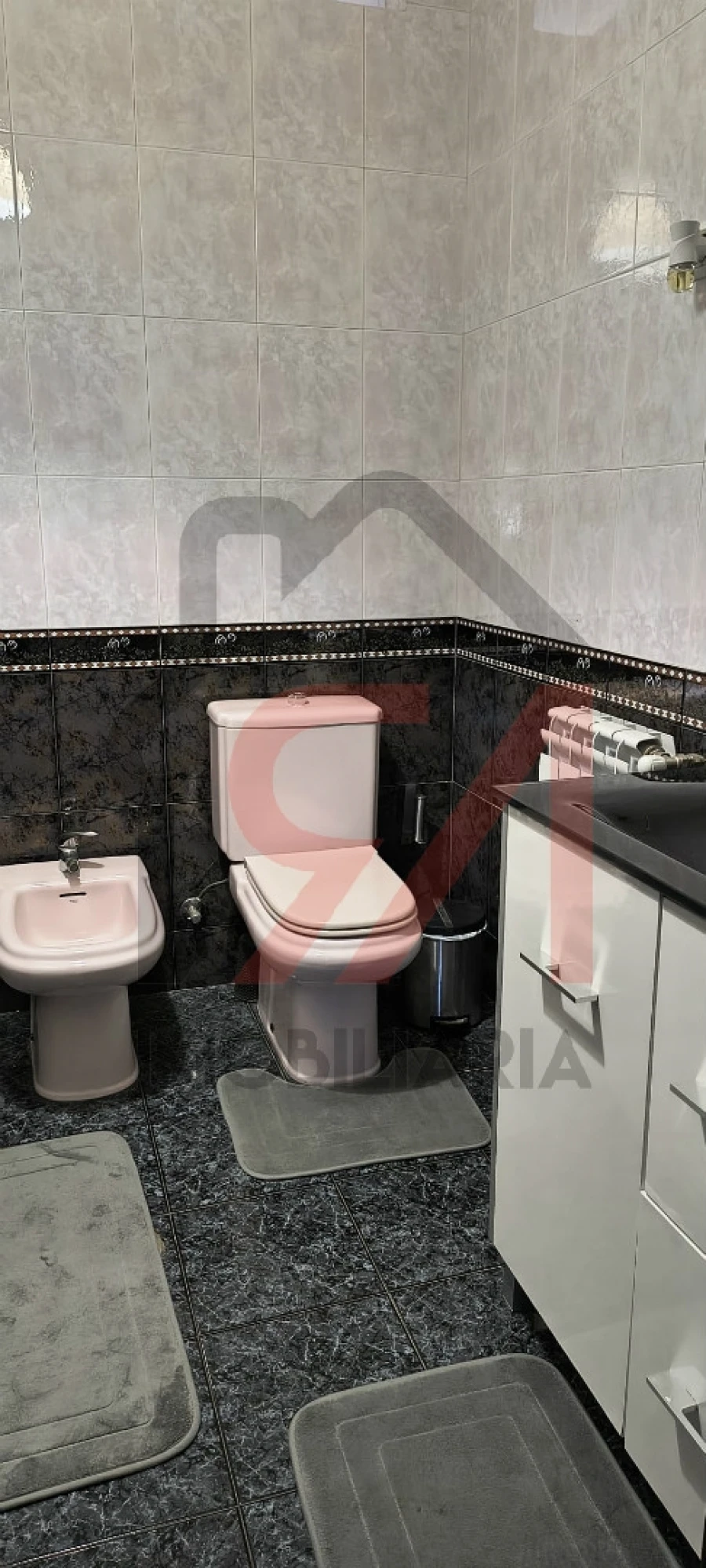 Moradia T4 para Venda em Frazão Arreigada Foto 7