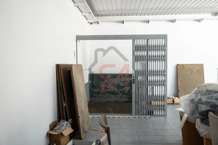 Negócio para Venda em Figueiro Foto 8