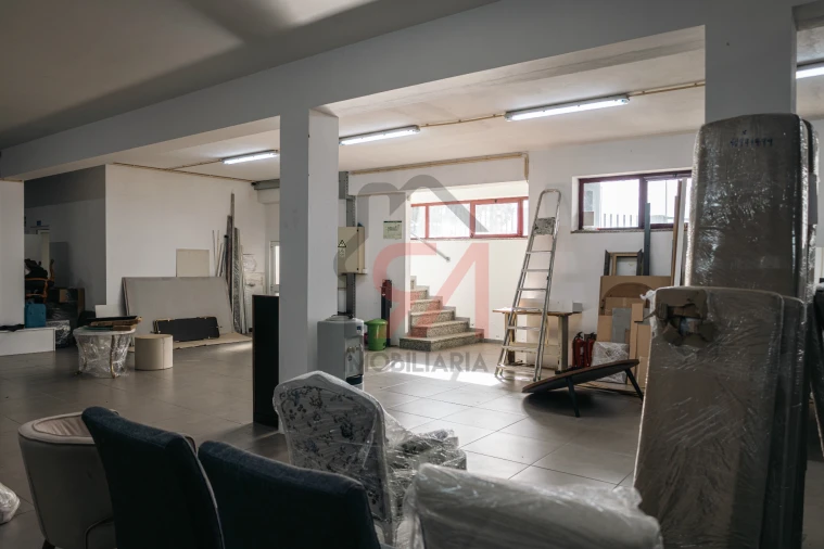 Negócio para Venda em Figueiro Foto 46