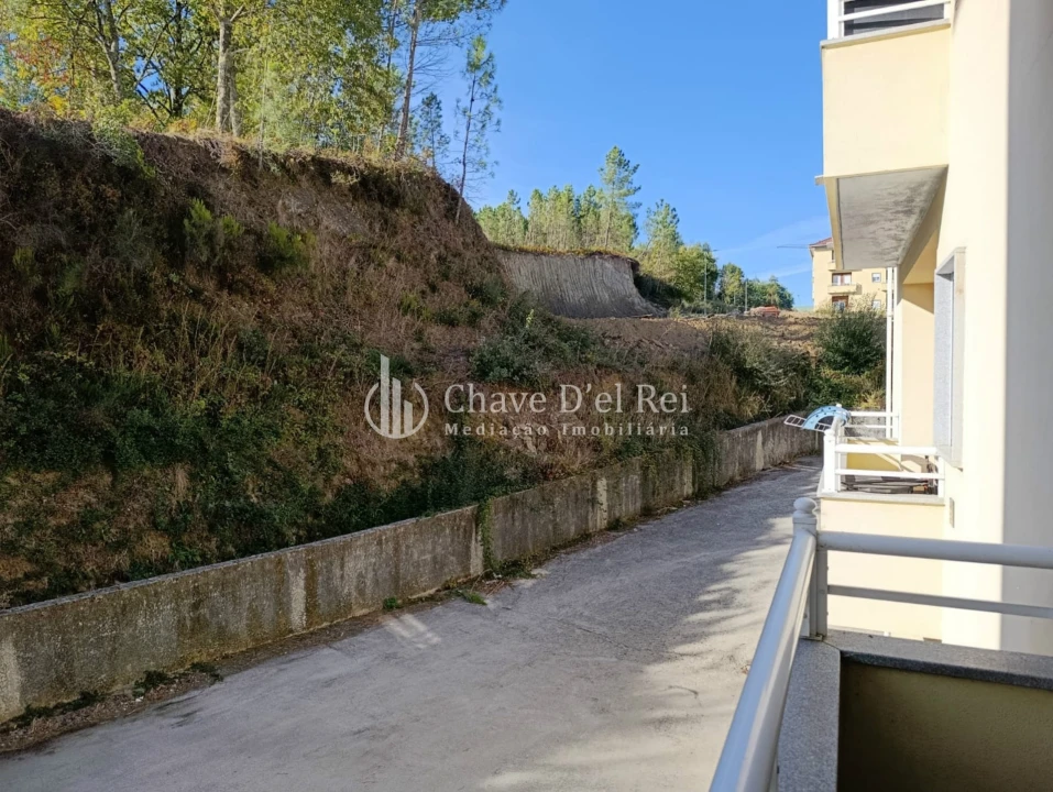 Apartamento T3 para Venda em Satão Foto 22