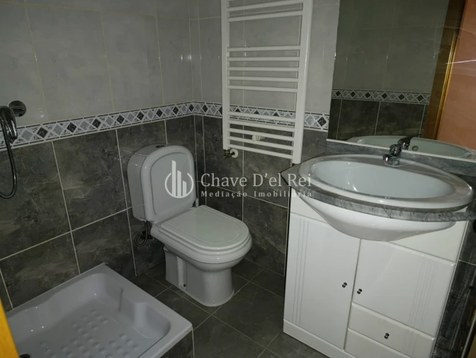 Apartamento T3 para Venda em Satão Foto 8