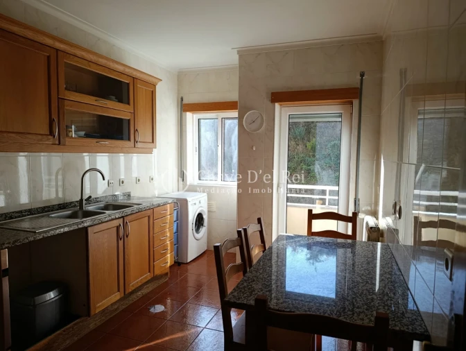 Apartamento T3 para Venda em Satão