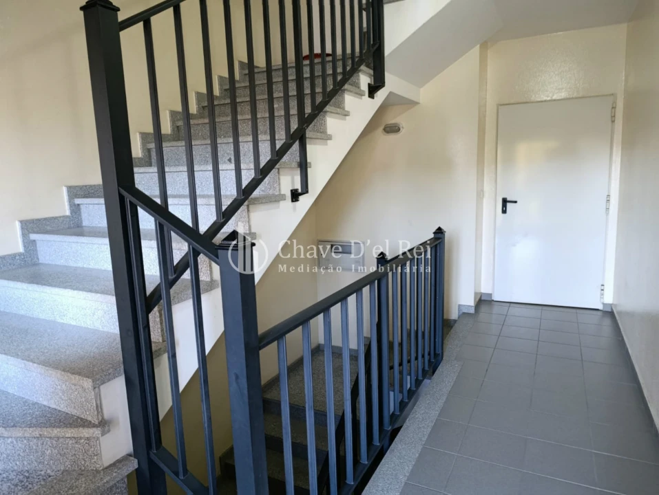 Apartamento T3 para Venda em Satão Foto 20