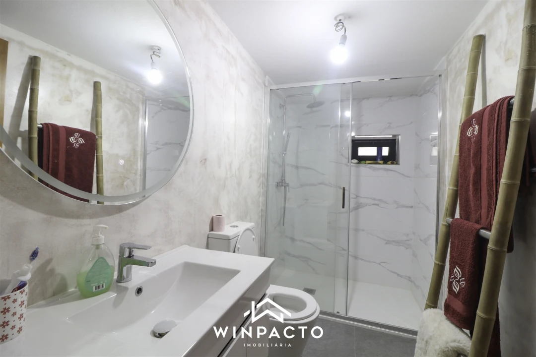 Quinta T2 para Venda em Sezures Foto 16