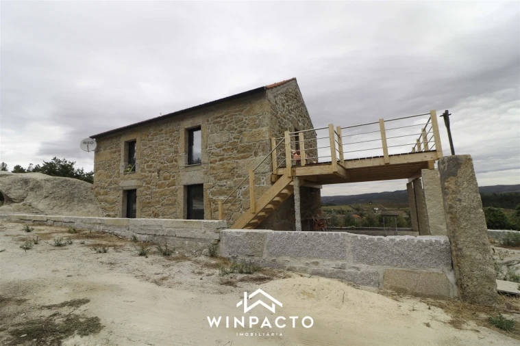 Quinta T2 para Venda em Sezures Foto 6