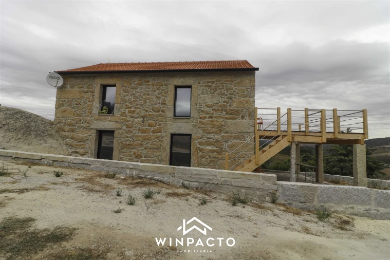 Quinta T2 para Venda em Sezures Foto 2