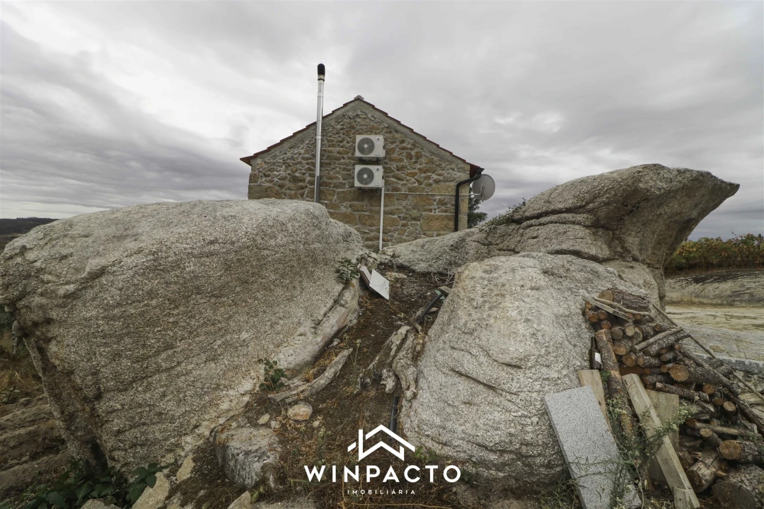 Quinta T2 para Venda em Sezures Foto 7