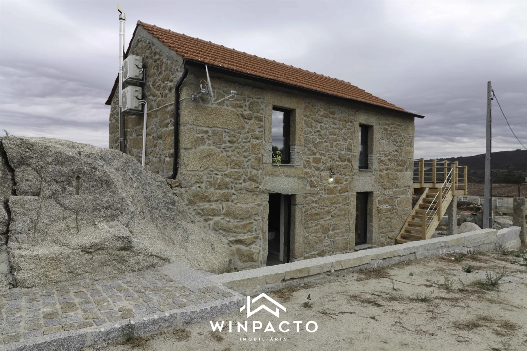 Quinta T2 para Venda em Sezures Foto 11