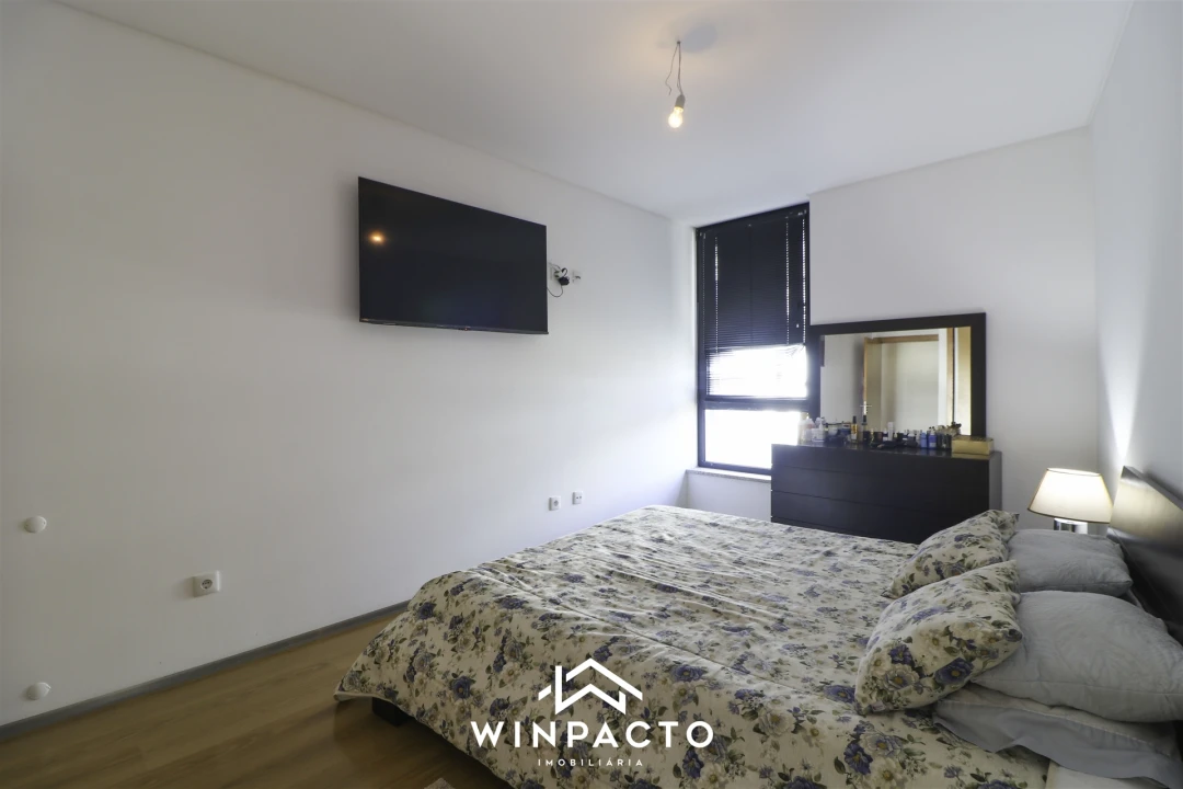 Apartamento T2 para Venda em Vila Nova de Tazem Foto 18