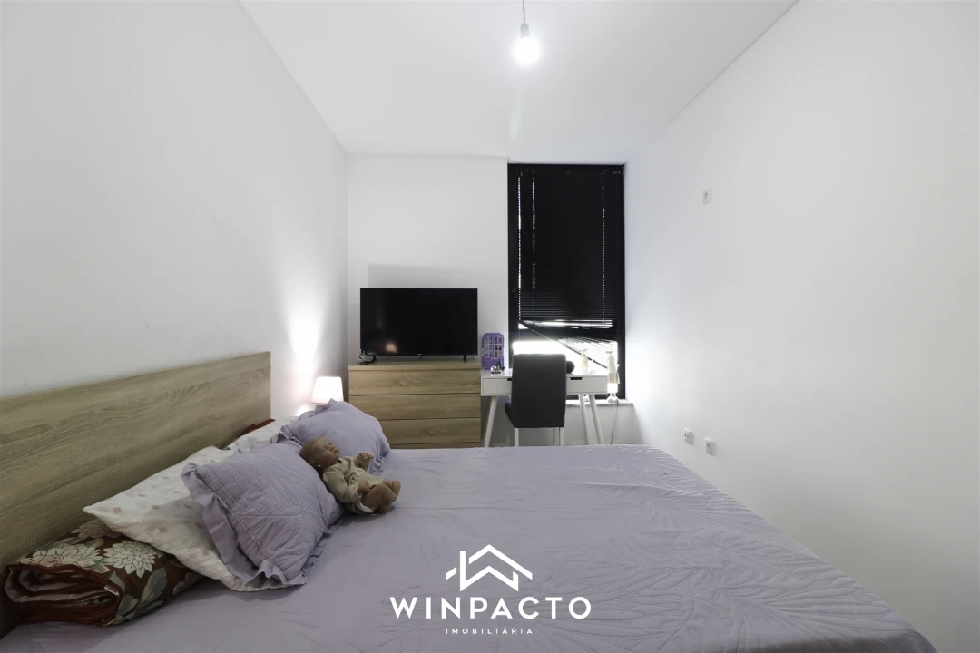 Apartamento T2 para Venda em Vila Nova de Tazem Foto 23