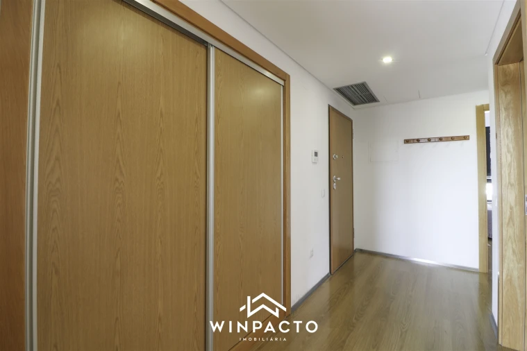 Apartamento T2 para Venda em Vila Nova de Tazem Foto 33