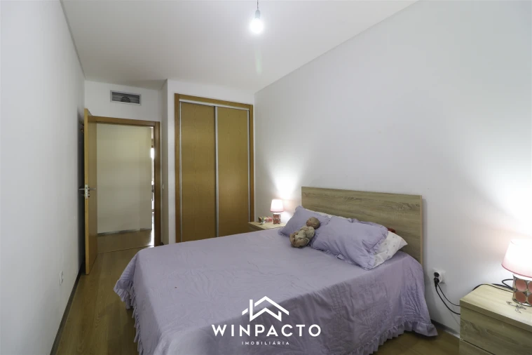 Apartamento T2 para Venda em Vila Nova de Tazem Foto 26