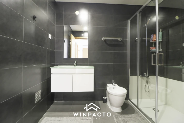 Apartamento T2 para Venda em Vila Nova de Tazem Foto 31