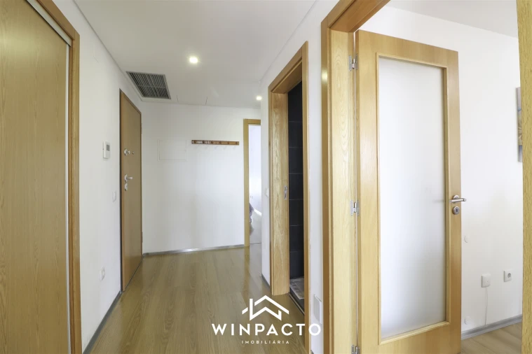 Apartamento T2 para Venda em Vila Nova de Tazem Foto 34