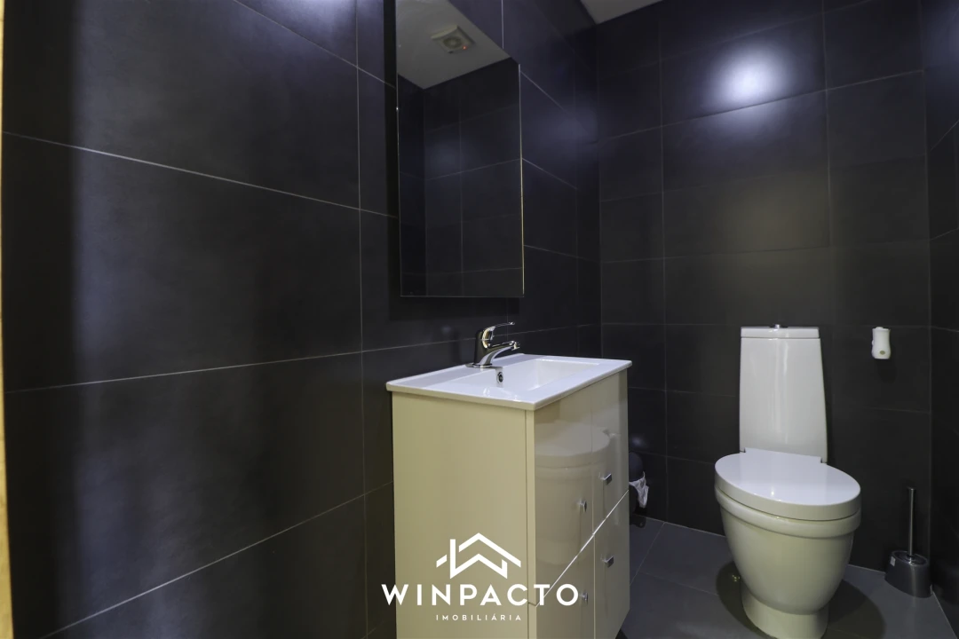 Apartamento T2 para Venda em Vila Nova de Tazem Foto 28