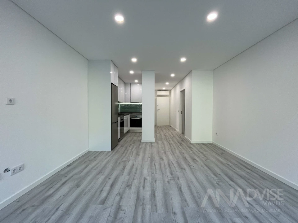 Apartamento T1 para Arrendamento em Viseu Foto 1