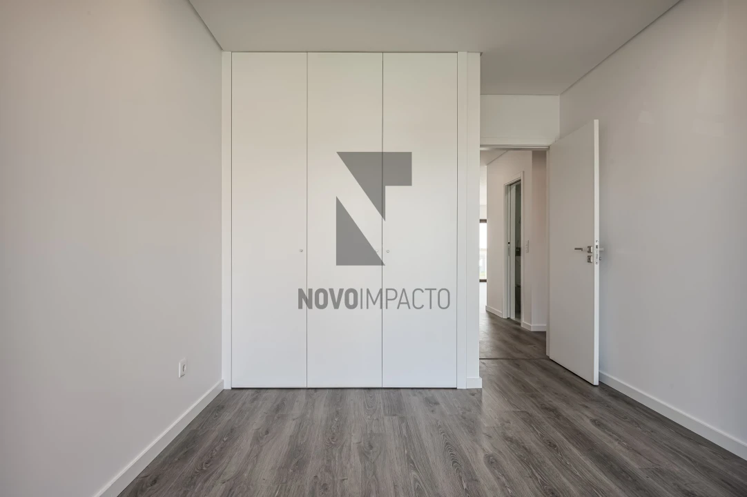 Apartamento T5 para Venda em Montijo e Afonsoeiro Foto 17