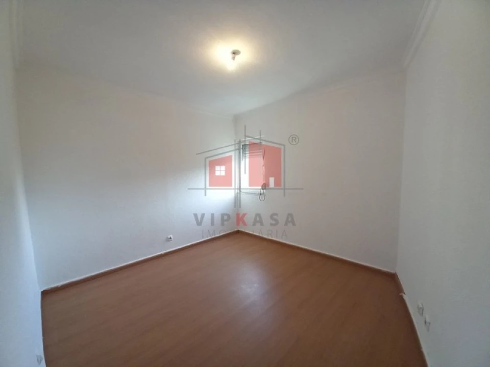 Apartamento T2 para Venda em Cascais e Estoril Foto 14