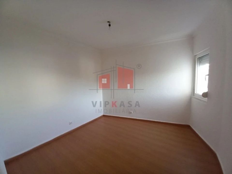 Apartamento T2 para Venda em Cascais e Estoril Foto 16