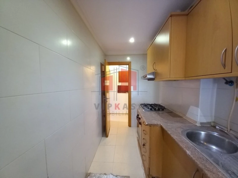 Apartamento T2 para Venda em Cascais e Estoril Foto 9
