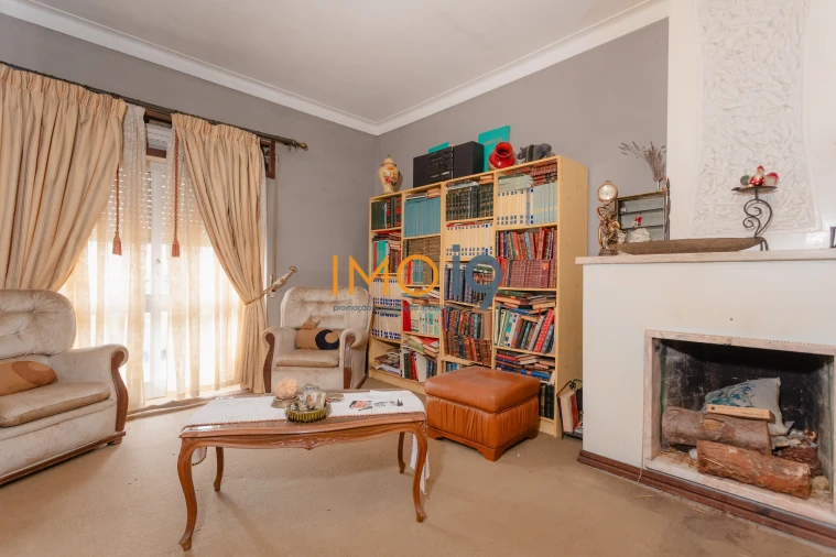 Moradia T4 para Venda em Fatima Foto 6