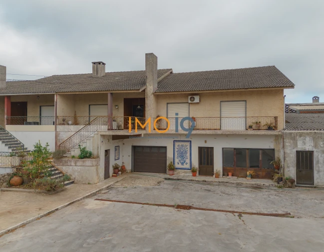 Moradia T4 para Venda em Fatima Foto 2