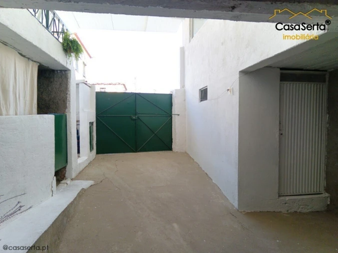 Moradia T2 para Venda em Pedrogão Grande Foto 2