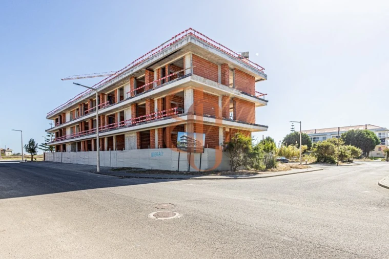 Apartamento T2 para Venda em Atouguia da Baleia Foto 13