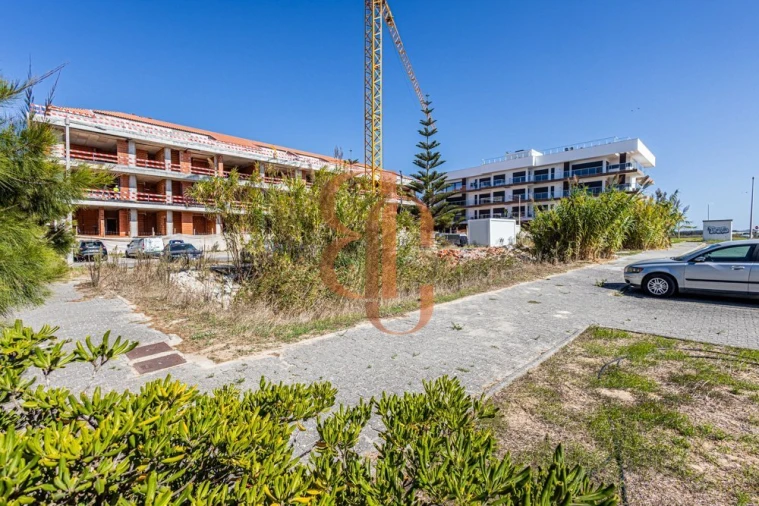 Apartamento T2 para Venda em Atouguia da Baleia Foto 8