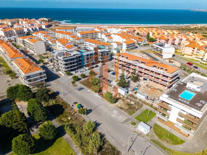 Apartamento T2 para Venda em Atouguia da Baleia Foto 15