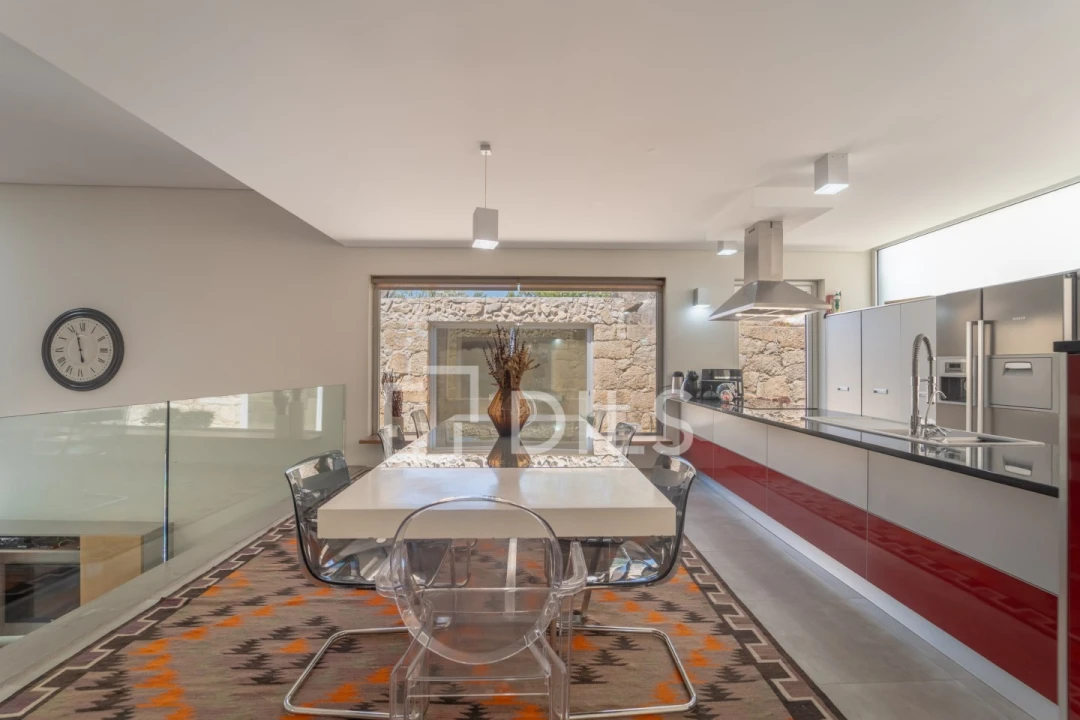 Moradia T4 para Venda em Sande e São Lourenço Foto 3