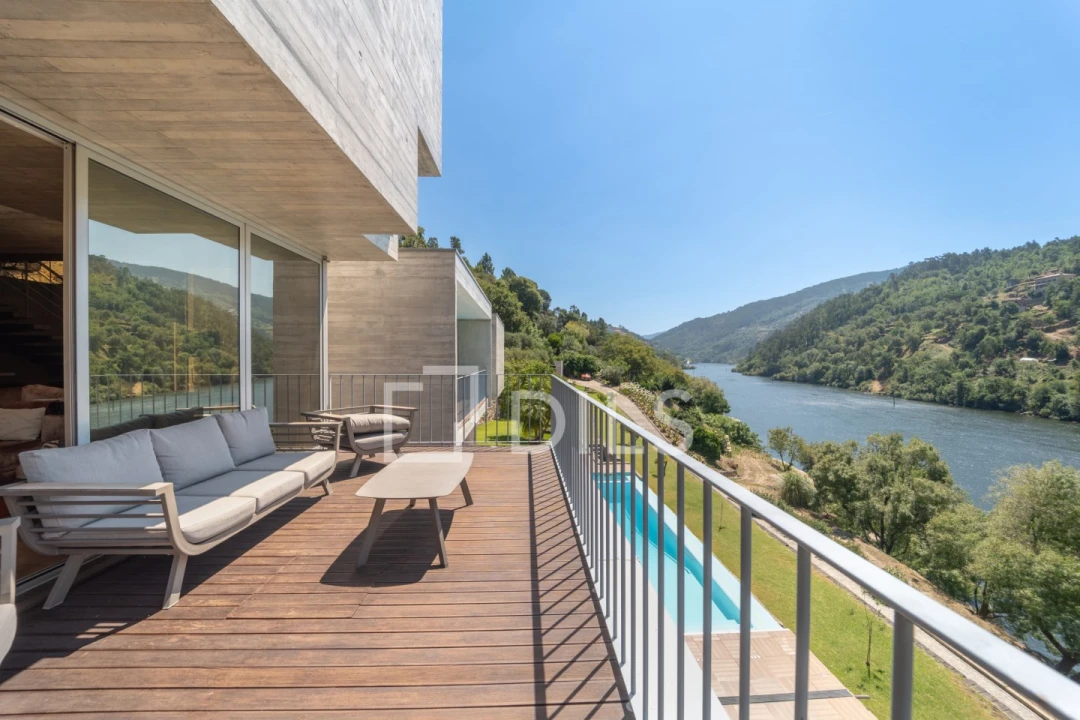 Moradia T4 para Venda em Sande e São Lourenço Foto 16