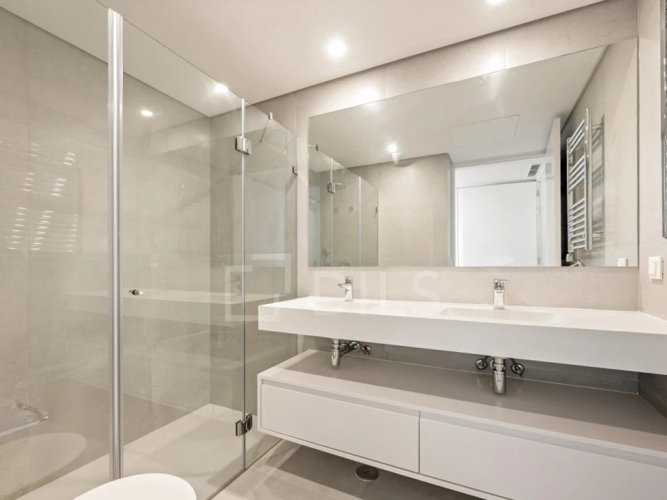 Apartamento T4 para Venda em Cascais e Estoril Foto 30