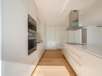 Apartamento T4 para Venda em Cascais e Estoril