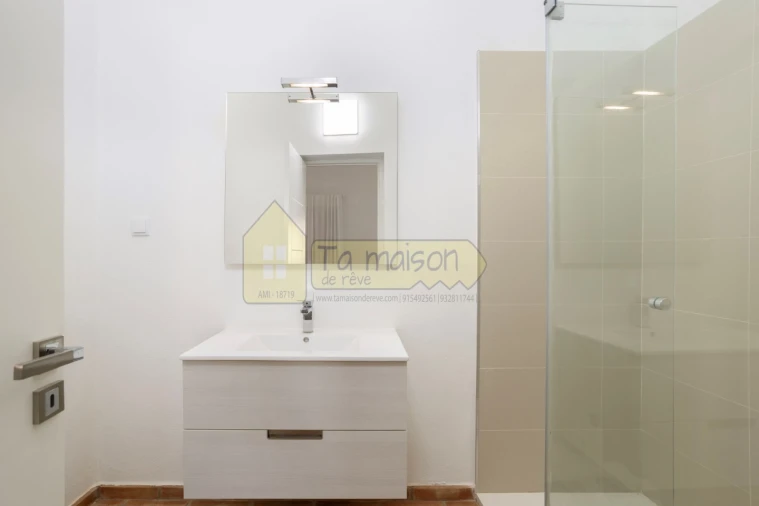 Moradia T3 para Venda em Salir Foto 20