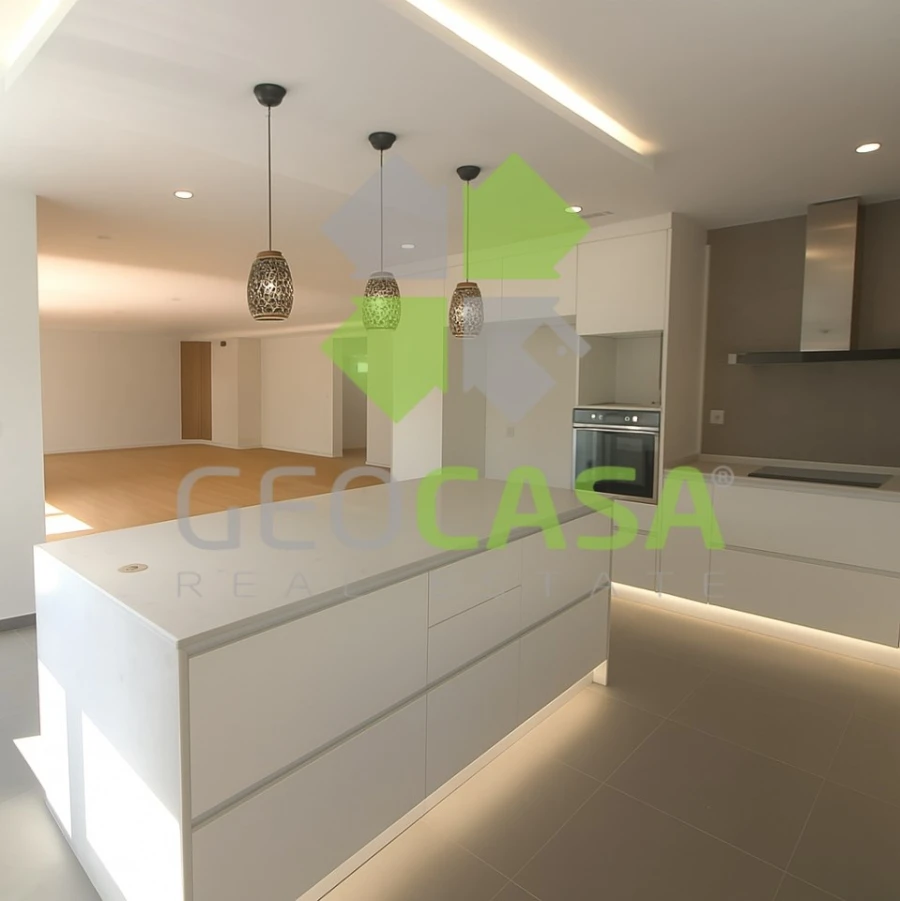 Moradia T4 para Venda em Rio de Mouro Foto 8