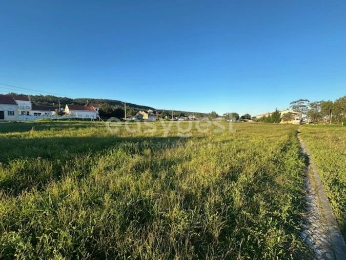 Terreno para Venda em Famalicão Foto 2