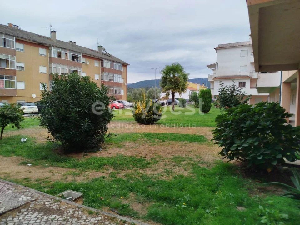 Apartamento T2 para Venda em Miranda do Corvo Foto 13