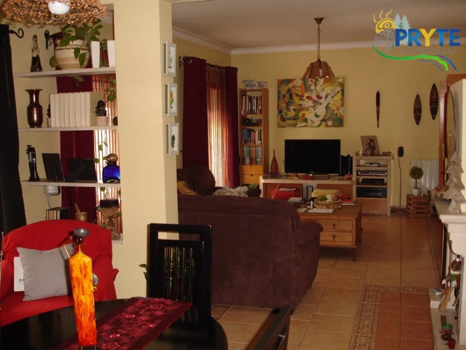 Apartamento T5 para Venda em Sertã Foto 11