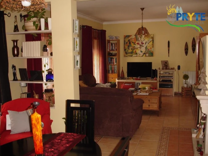 Apartamento T5 para Venda em Sertã Foto 11