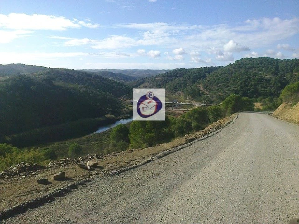 Quinta T3 para Venda em Vaqueiros Foto 6