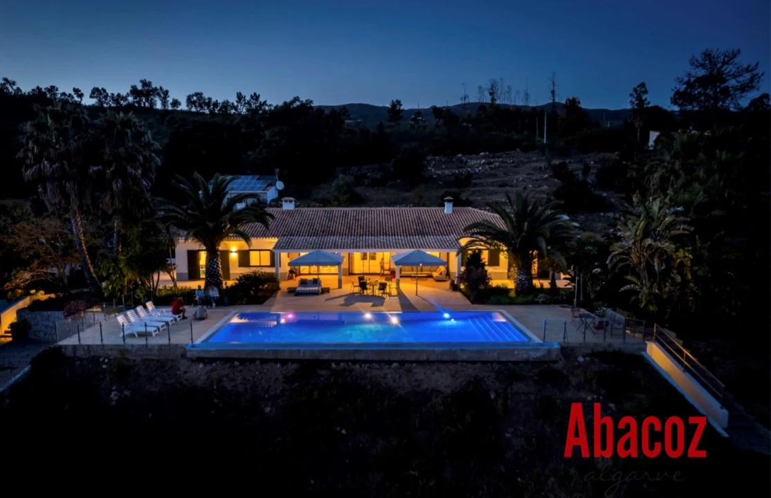 Moradia T6 para Venda em Monchique Foto 8