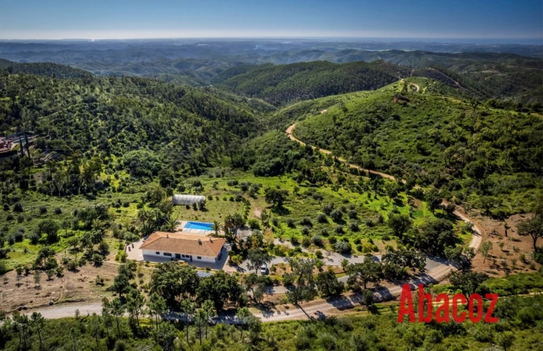 Moradia T6 para Venda em Monchique Foto 10