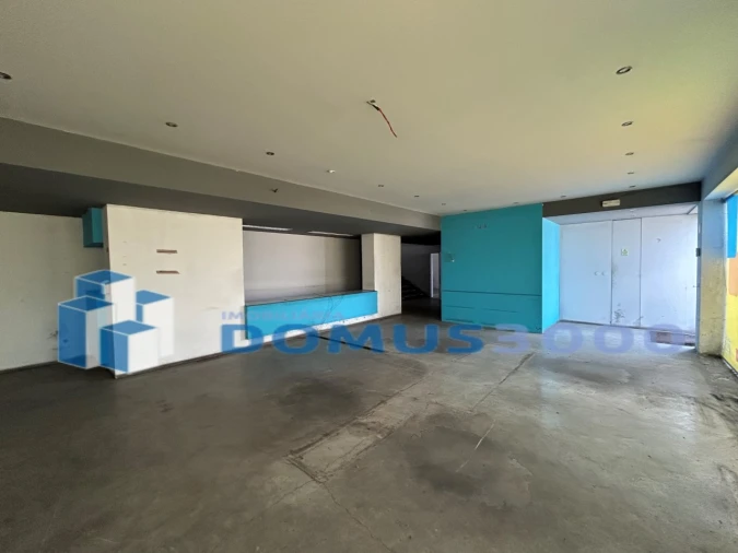 Armazém para Venda em Constantim e Vale de Nogueiras Foto 5