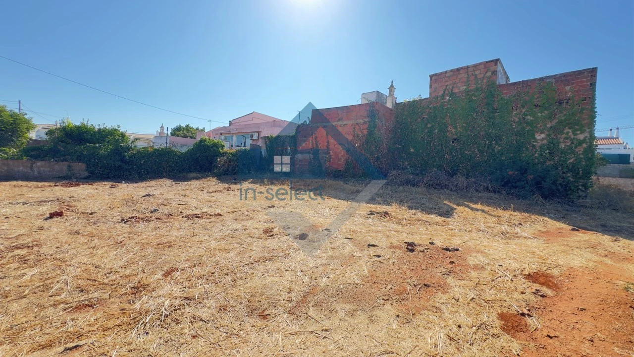 Moradia T3 para Venda em Almancil Foto 4