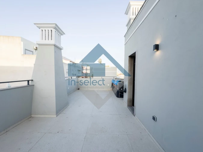 Moradia T3 para Venda em Olhão Foto 36