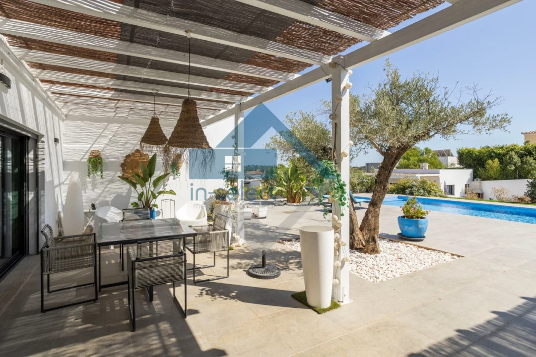 Moradia T3 para Venda em Quelfes Foto 23