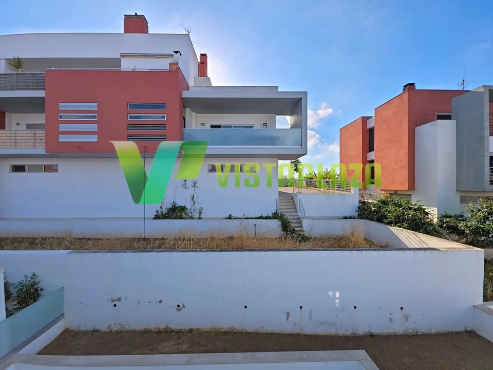 Moradia T3 para Venda em Estômbar e Parchal Foto 23