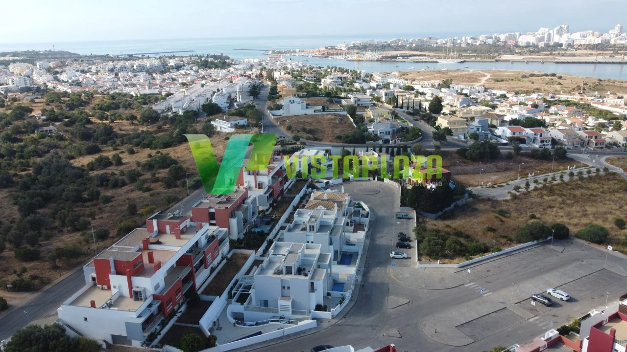 Moradia T3 para Venda em Estômbar e Parchal Foto 22